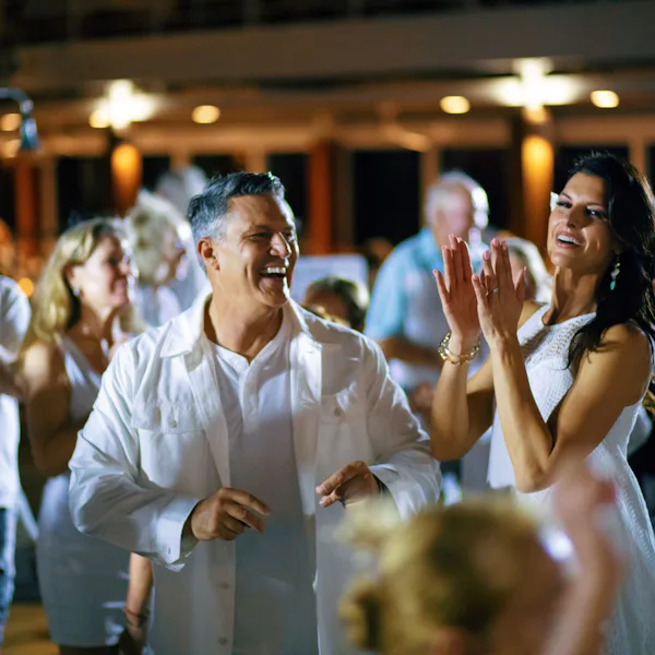 Viihdettä päivän kohteen mukaan